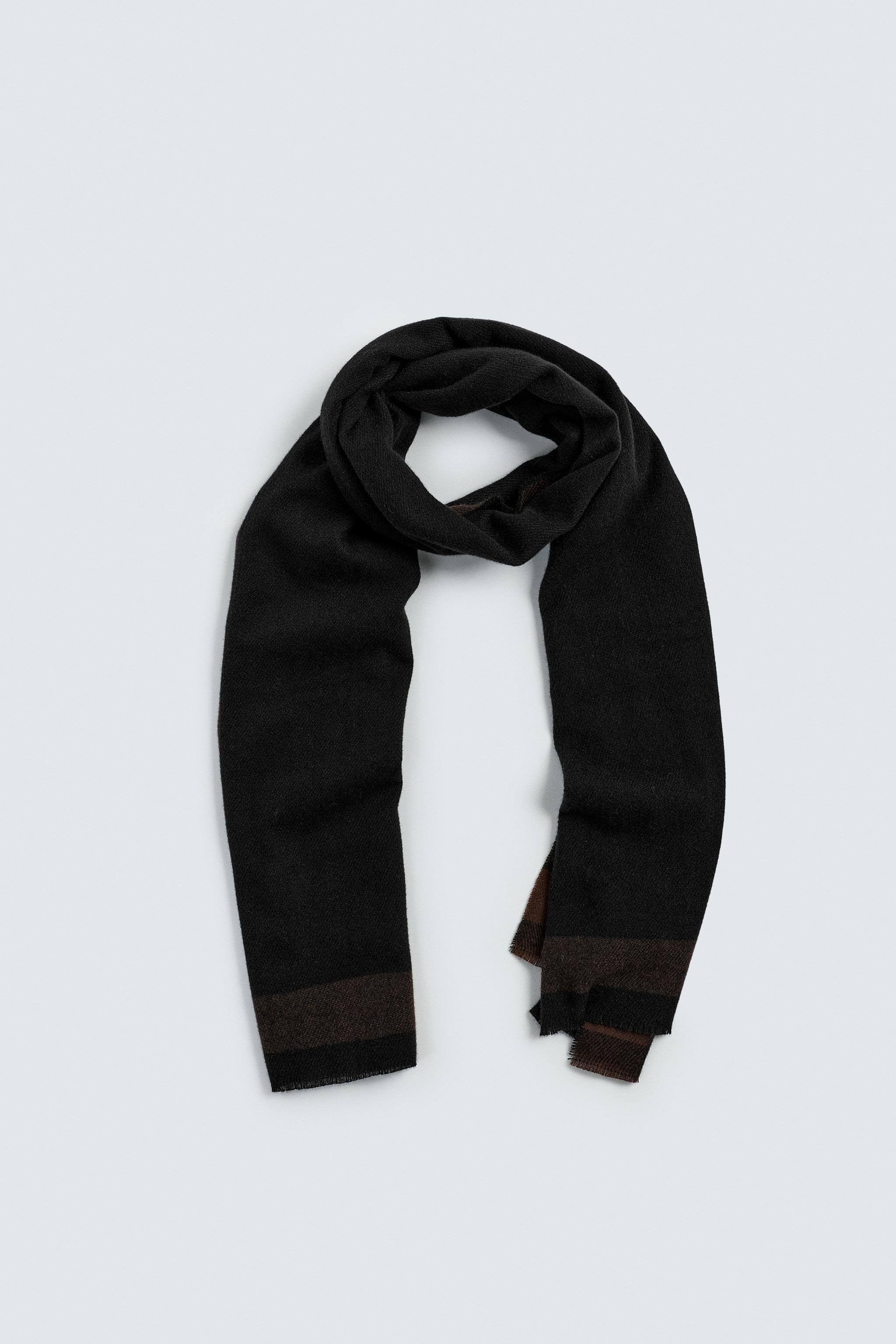 CONTRAST FINISH SCARF